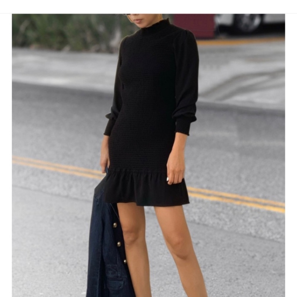 Decjuba black long sleeve dress